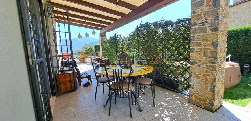 Villa indipendente con vista mozzafiato sul Golf e sul mare – Liguria