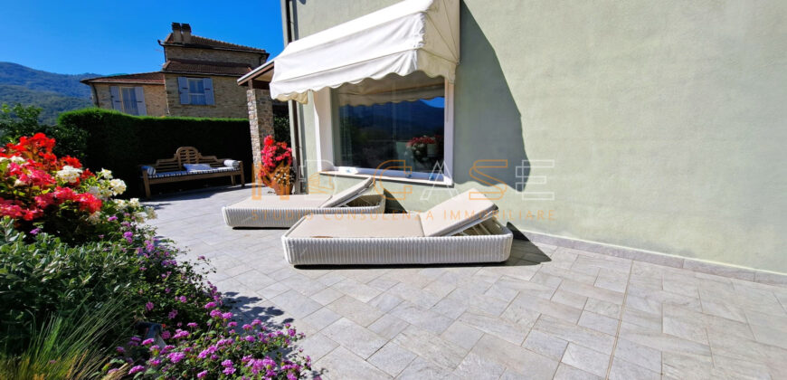 Villa indipendente con vista mozzafiato sul Golf e sul mare – Liguria