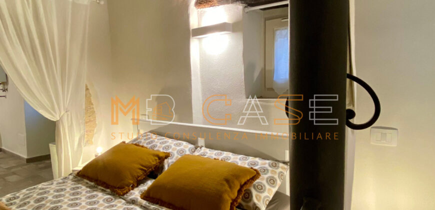 Rustico di Charme con due unità indipendenti nel borgo di Castelli – Garlenda