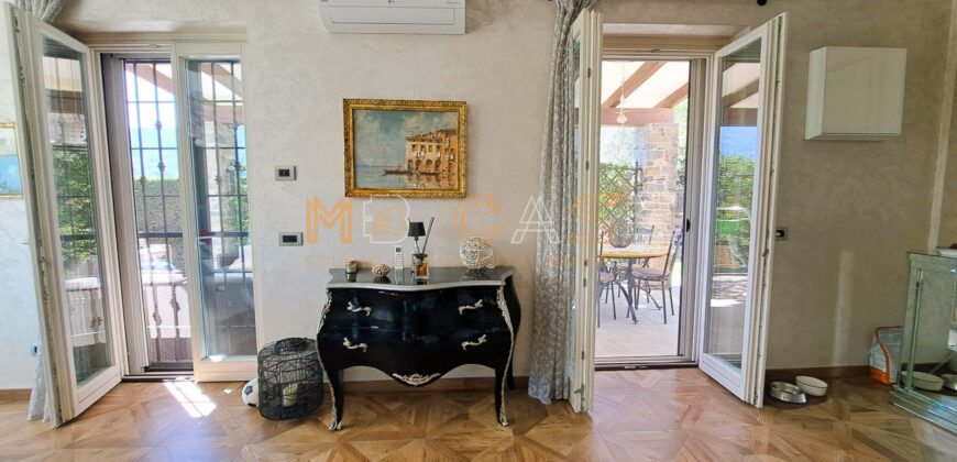 Villa indipendente con vista mozzafiato sul Golf e sul mare – Liguria