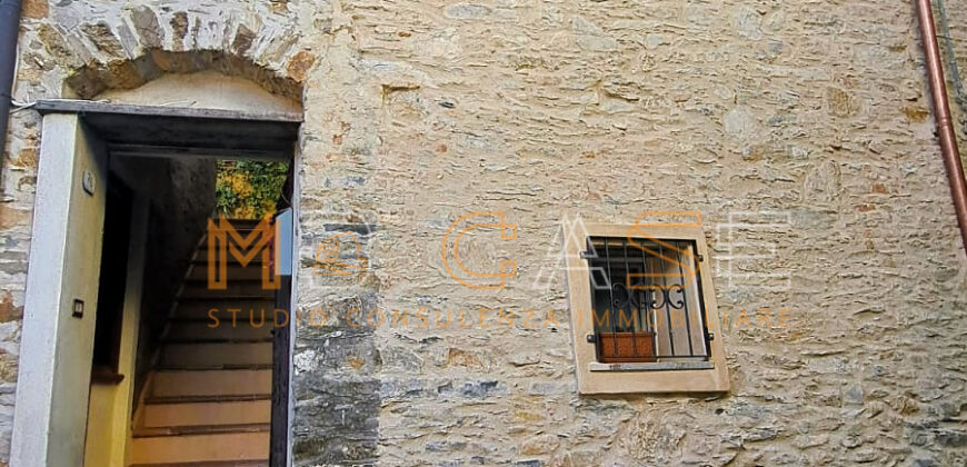 Rustico di Charme con due unità indipendenti nel borgo di Castelli – Garlenda