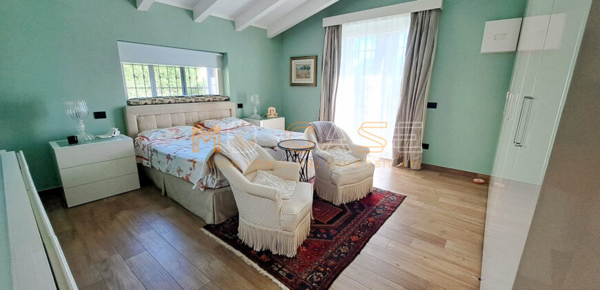 Villa indipendente con vista mozzafiato sul Golf e sul mare – Liguria