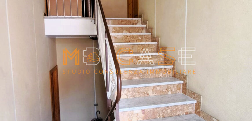 Luminoso Appartamento Quadrilocale con Vista Mare – Moglio, Alassio