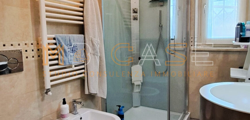 Villa indipendente con vista mozzafiato sul Golf e sul mare – Liguria