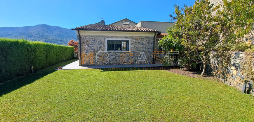 Villa indipendente con vista mozzafiato sul Golf e sul mare – Liguria