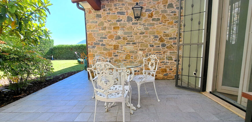 Villa indipendente con vista mozzafiato sul Golf e sul mare – Liguria