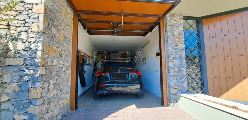 Villa indipendente con vista mozzafiato sul Golf e sul mare – Liguria