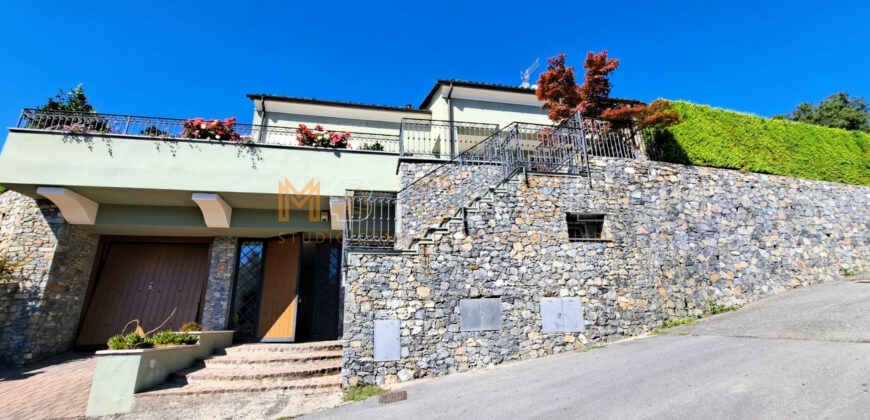 Villa indipendente con vista mozzafiato sul Golf e sul mare – Liguria