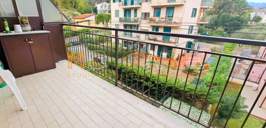 Trilocale luminoso in vendita a San Fedele