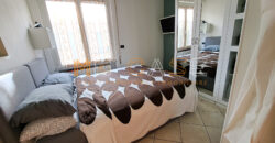 Trilocale Angolare Ristrutturato a 200 metri dal Mare