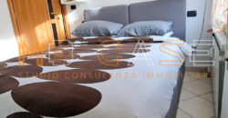 Trilocale Angolare Ristrutturato a 200 metri dal Mare