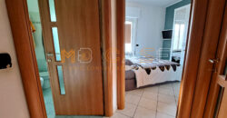 Trilocale Angolare Ristrutturato a 200 metri dal Mare