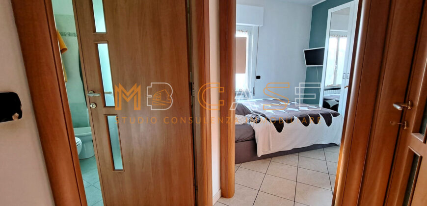 Trilocale Angolare Ristrutturato a 200 metri dal Mare