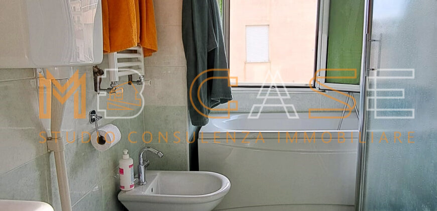 Trilocale Angolare Ristrutturato a 200 metri dal Mare