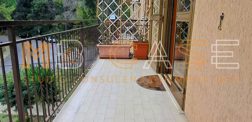 Trilocale luminoso in vendita a San Fedele