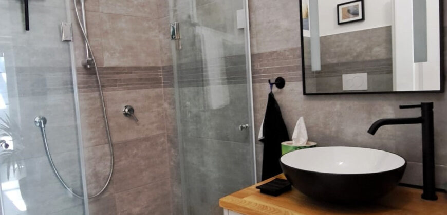 🏡 Alassio – Appartamento Vista Mare in Residenza con Piscina e Solarium