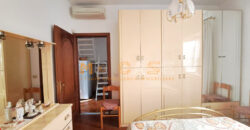 Trilocale su 2 Livelli con Doppi Servizi nel Centro Storico di Albenga