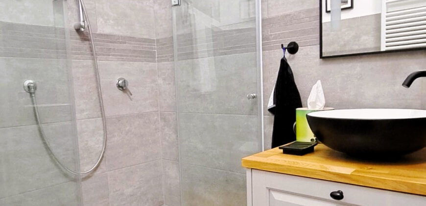 🏡 Alassio – Appartamento Vista Mare in Residenza con Piscina e Solarium