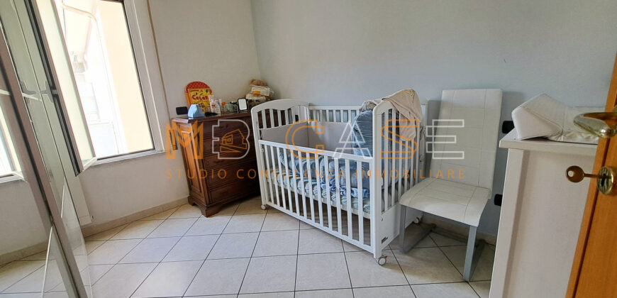 Trilocale Angolare Ristrutturato a 200 metri dal Mare