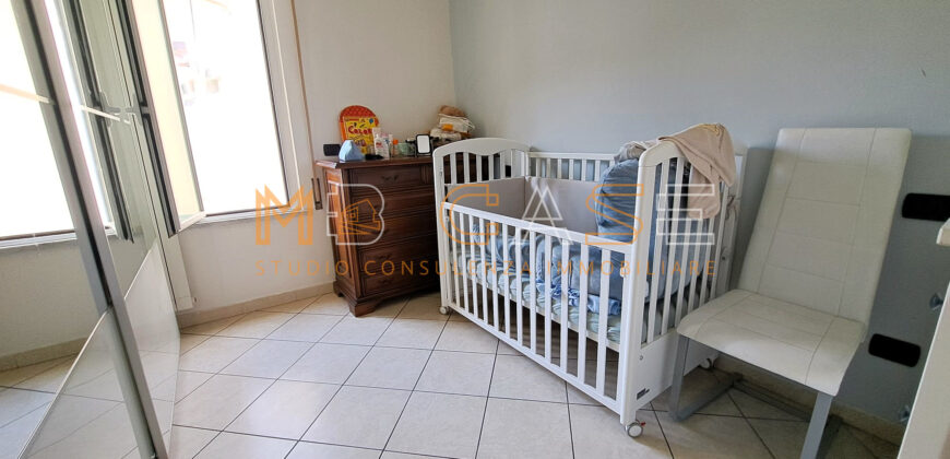 Trilocale Angolare Ristrutturato a 200 metri dal Mare