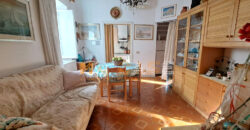 Trilocale su 2 Livelli con Doppi Servizi nel Centro Storico di Albenga