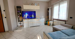 Trilocale Angolare Ristrutturato a 200 metri dal Mare