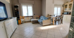 Trilocale Angolare Ristrutturato a 200 metri dal Mare