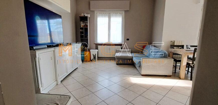 Trilocale Angolare Ristrutturato a 200 metri dal Mare