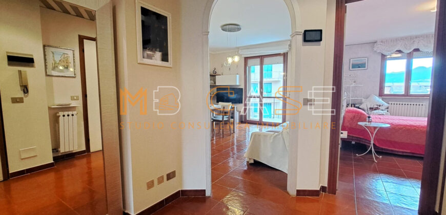 Trilocale luminoso in vendita a San Fedele