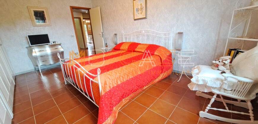 Trilocale luminoso in vendita a San Fedele