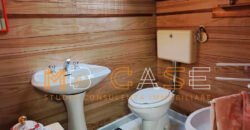 Trilocale su 2 Livelli con Doppi Servizi nel Centro Storico di Albenga