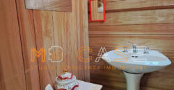 Trilocale su 2 Livelli con Doppi Servizi nel Centro Storico di Albenga