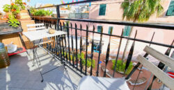 Trilocale Angolare Ristrutturato a 200 metri dal Mare