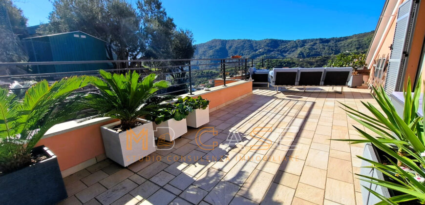🏡 Alassio – Appartamento Vista Mare in Residenza con Piscina e Solarium