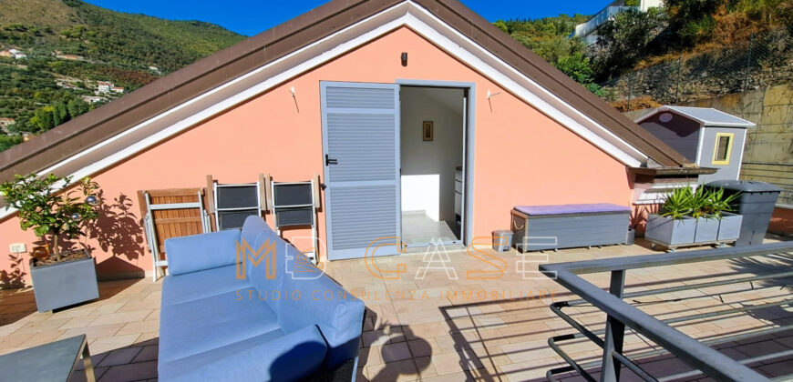 🏡 Alassio – Appartamento Vista Mare in Residenza con Piscina e Solarium