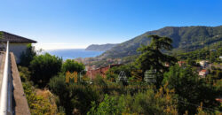 🏡 Alassio – Appartamento Vista Mare in Residenza con Piscina e Solarium