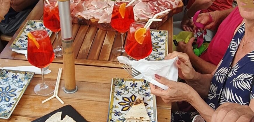 ATTIVITÀ COMMERCIALE IN VENDITA A LAIGUEGLIA (SV)