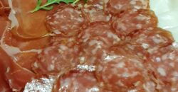 ATTIVITÀ COMMERCIALE IN VENDITA A LAIGUEGLIA (SV)