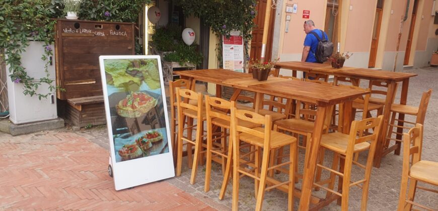 ATTIVITÀ COMMERCIALE IN VENDITA A LAIGUEGLIA (SV)