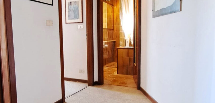 H1-Attico Trilocale con Meravigliosa Terrazza Vista Mare in Vendita Albenga