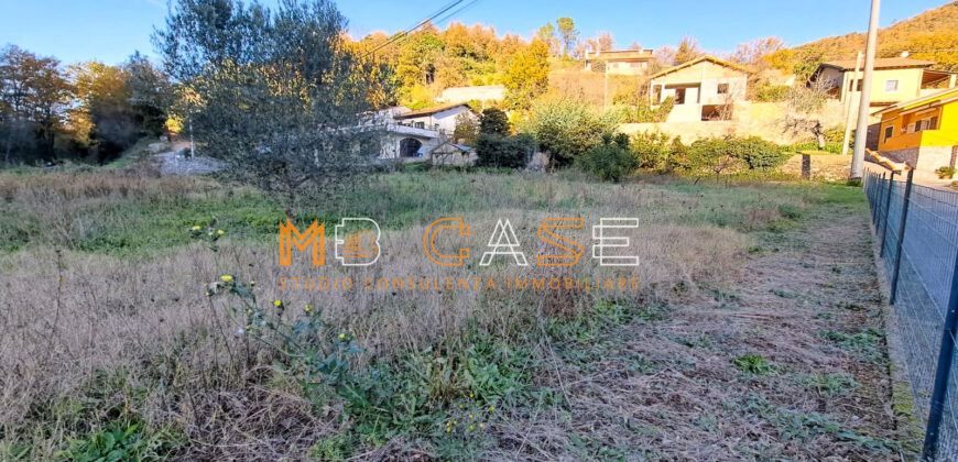 H1 Soleggiato Terreno Edificabile ad Ortovero – 1.800 mq