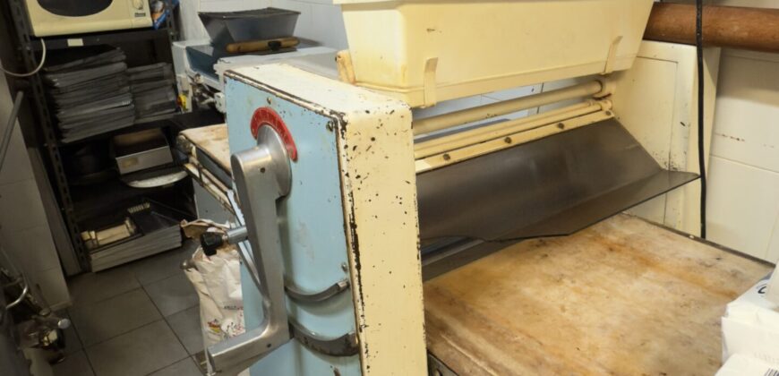 H2 Pasticceria storica in vendita sulla passeggiata di Laigueglia