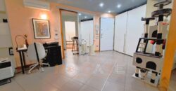 Splendido Appartamento con Terrazza e Box a Pietra Ligure, a Due Passi dal Mare