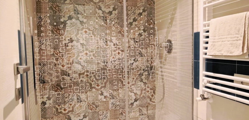 H1 Trilocale di Lusso Ammobiliato in Vendita a Borghetto Santo Spirito – Castello Borelli