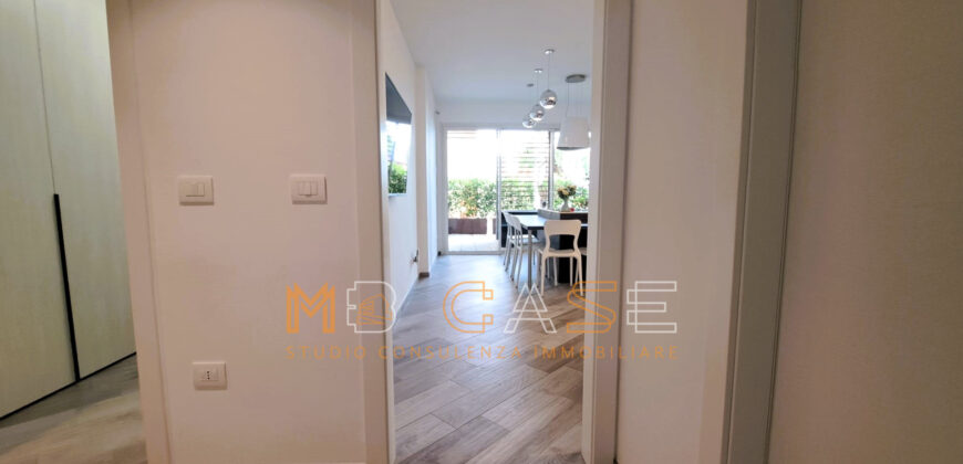 H1 Trilocale di Lusso Ammobiliato in Vendita a Borghetto Santo Spirito – Castello Borelli