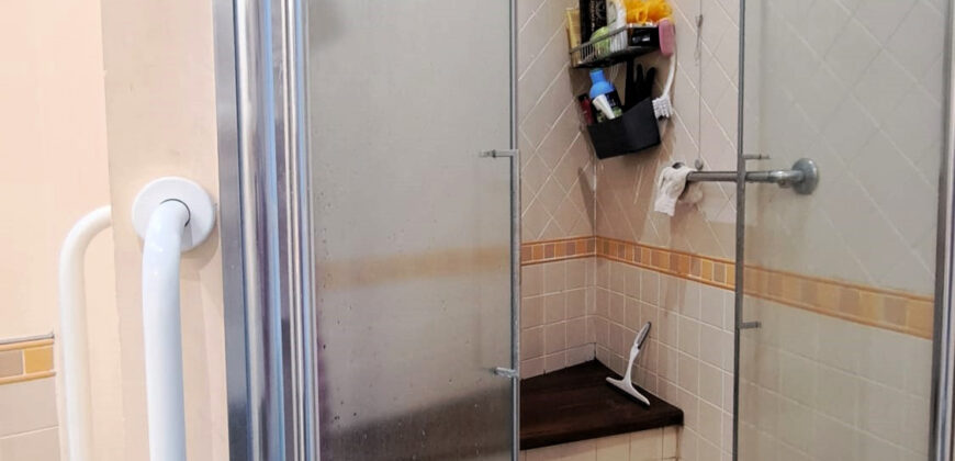 Splendido Appartamento con Terrazza e Box a Pietra Ligure, a Due Passi dal Mare