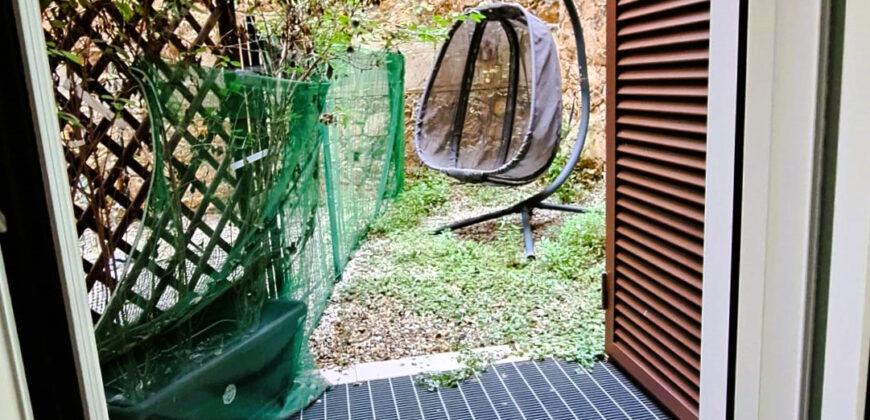 H1 Trilocale di Lusso Ammobiliato in Vendita a Borghetto Santo Spirito – Castello Borelli