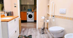 Splendido Appartamento con Terrazza e Box a Pietra Ligure, a Due Passi dal Mare