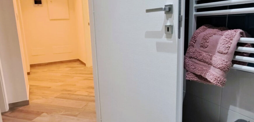 H1 Trilocale di Lusso Ammobiliato in Vendita a Borghetto Santo Spirito – Castello Borelli