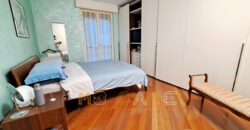 Splendido Appartamento con Terrazza e Box a Pietra Ligure, a Due Passi dal Mare